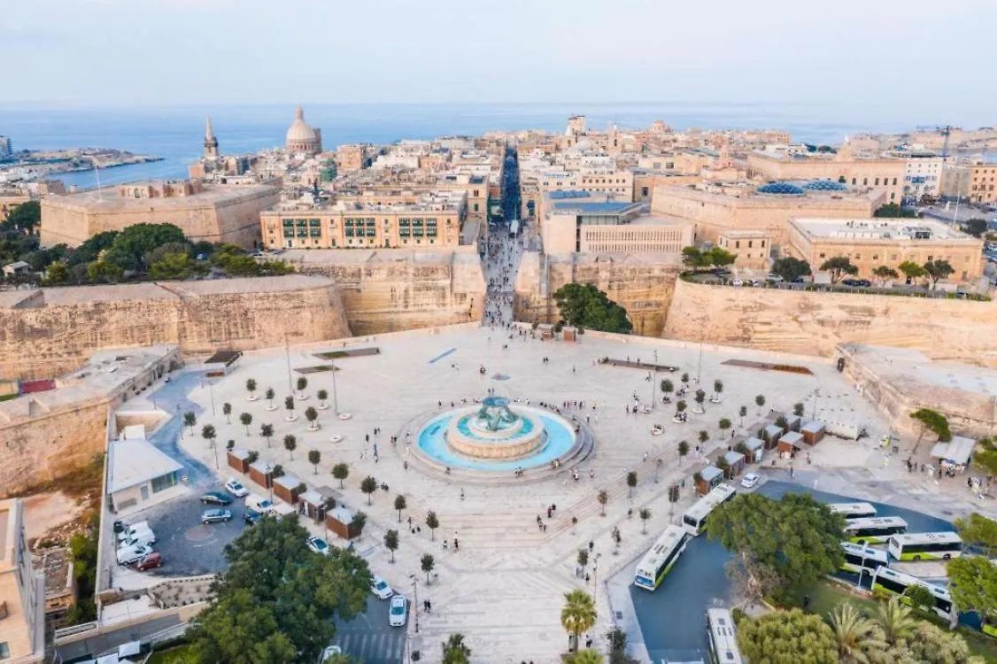 Stylish Valletta Suites 0*,