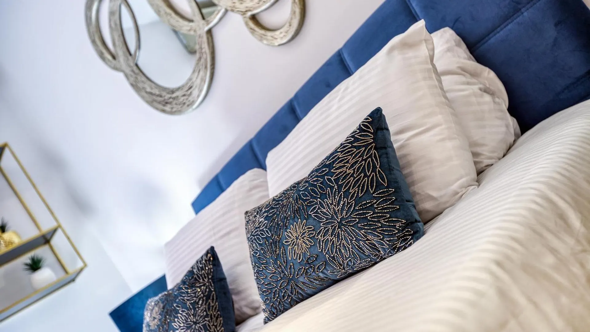 Stylish Valletta Suites Apartment