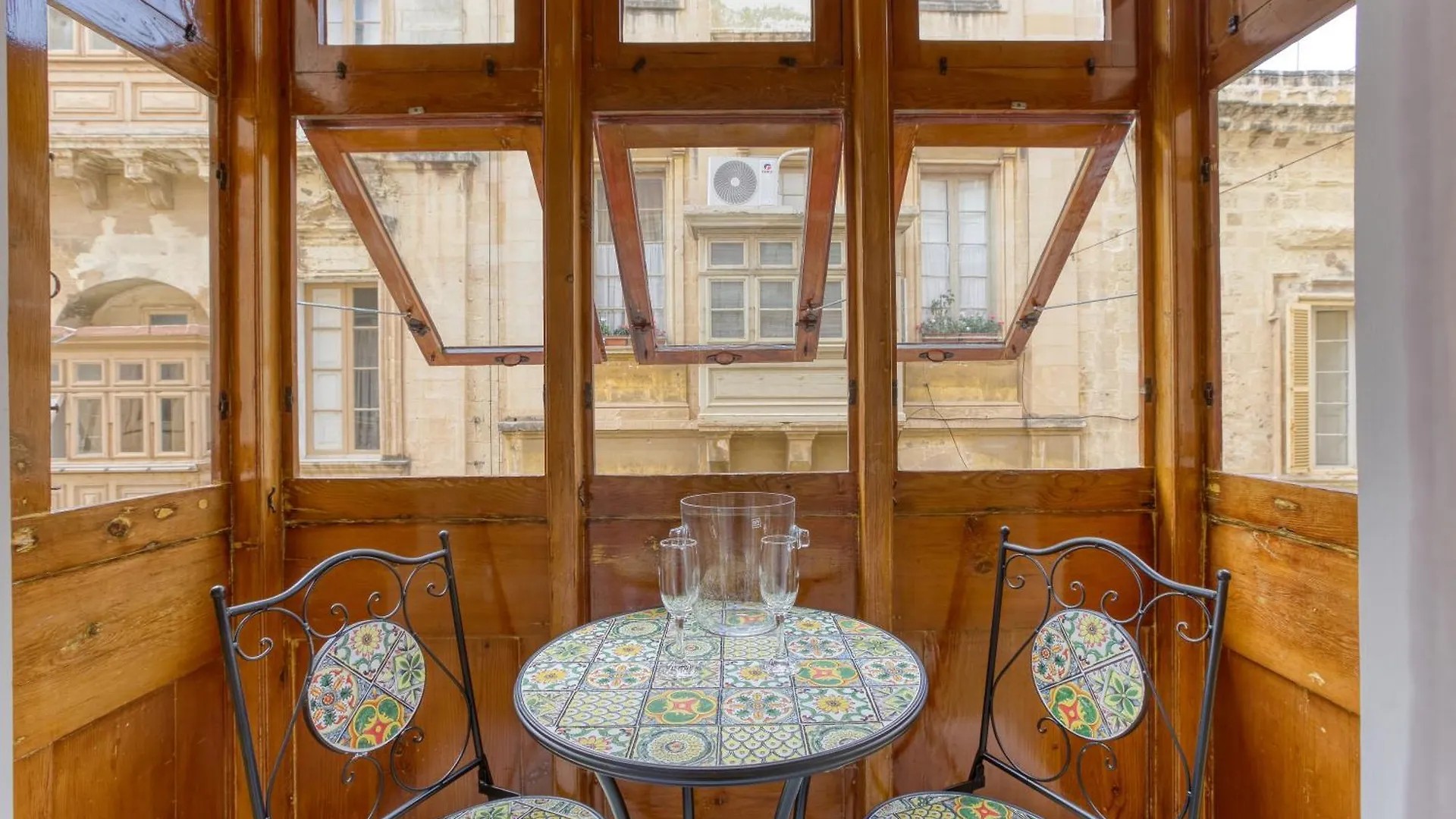 Apartment Stylish Valletta Suites Malta