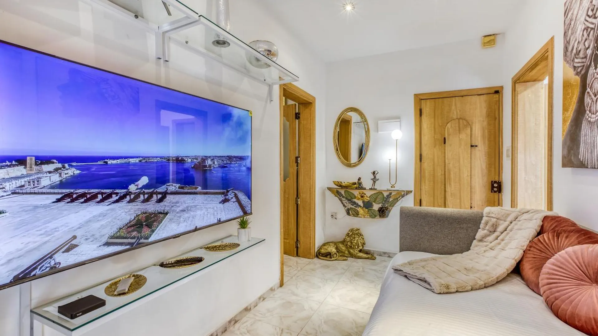 Stylish Valletta Suites Apartment